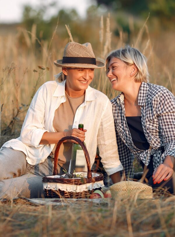 beautiful-lesbian-women