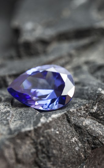 glimmering natural purple sapphire gemstone on a r 2025 02 09 07 10 07 utc Custom 1